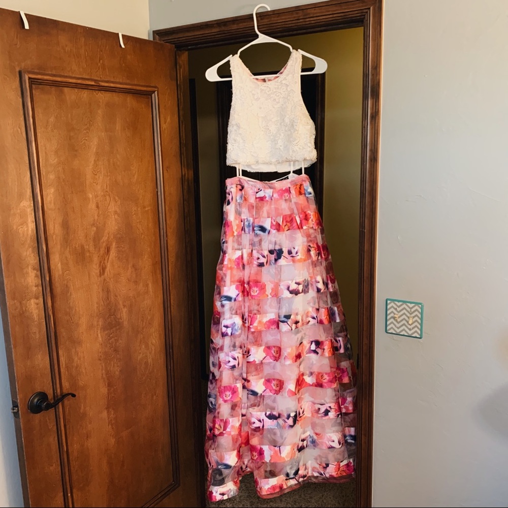 🥳PROM DRESS🥳